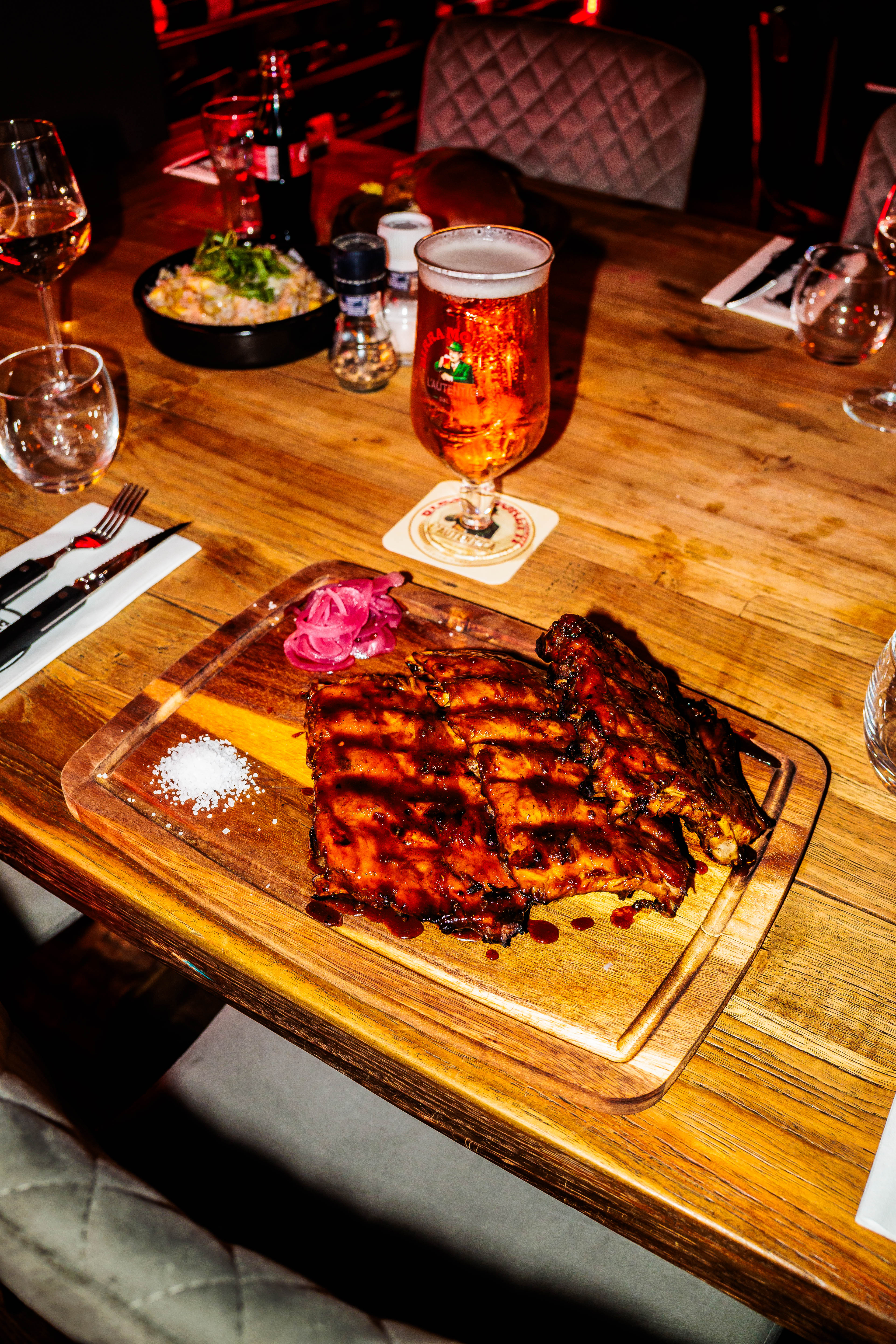 Malse spareribs bij Het Mes